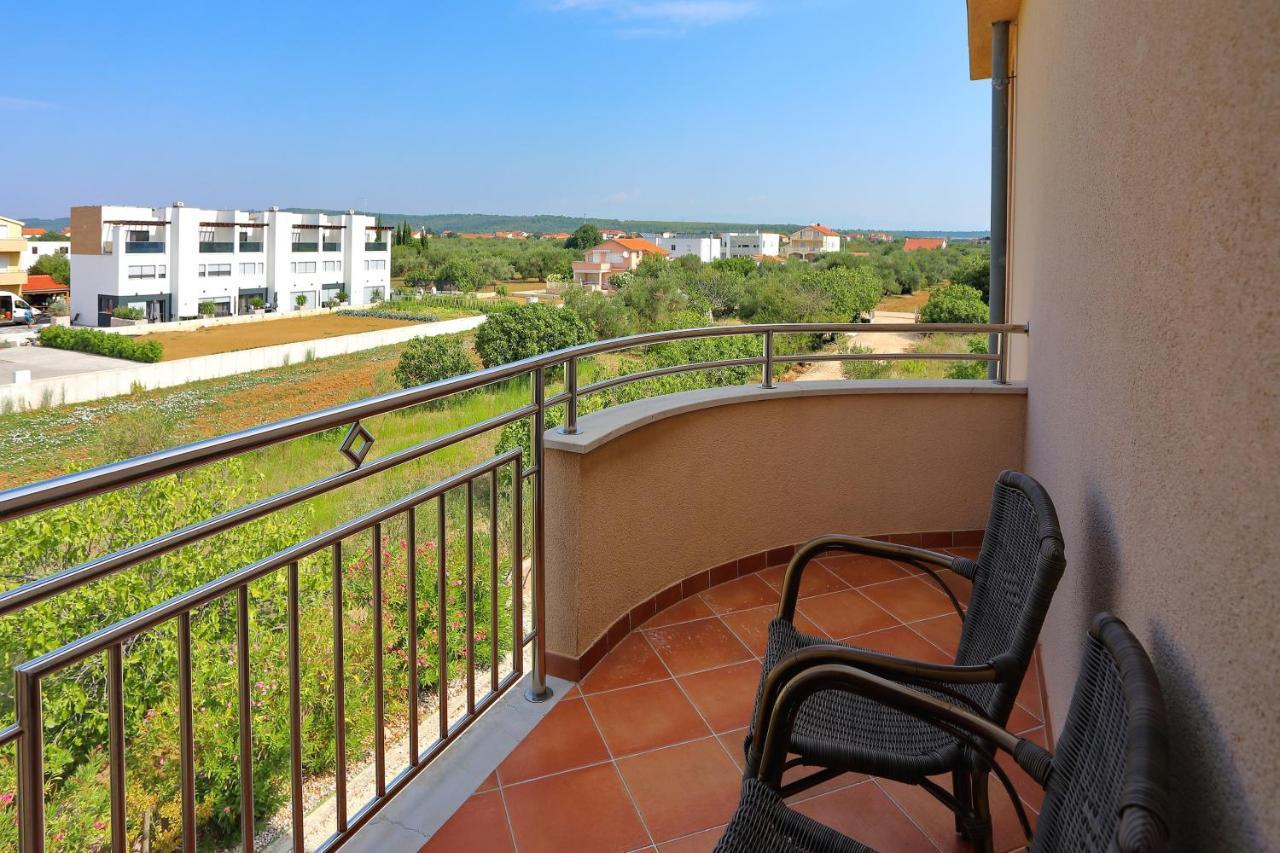 Villa Palma Sukošan Exterior foto